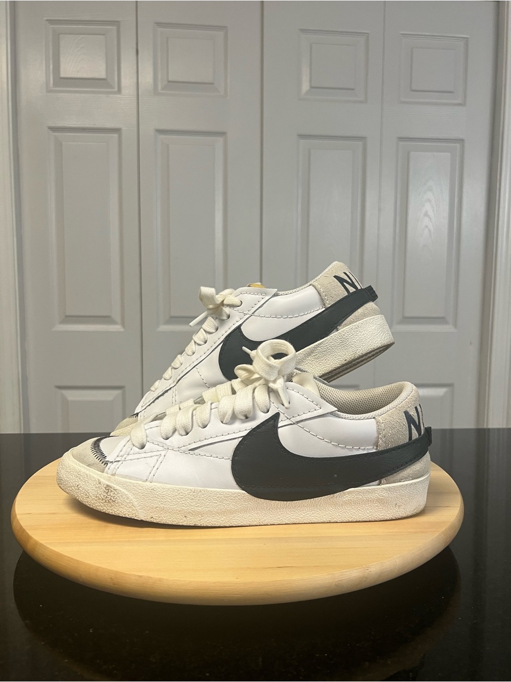 Nike Men’s Blazer Low ‘77 Jumbo Sneakers